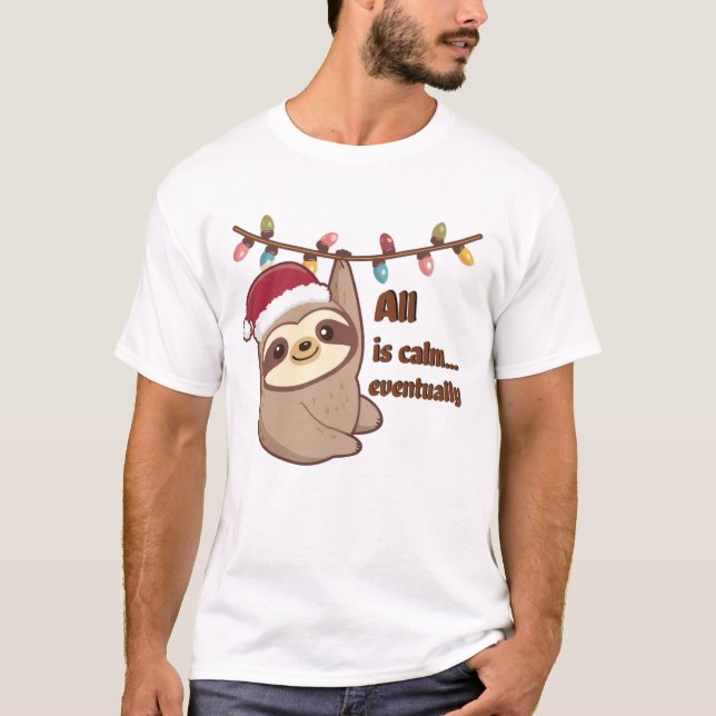 Christmas Sloth – Cute Sloth Tangled in Holiday Li T-Shirt (Vorderseite)