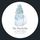 Christmas Snowflake Blue Milkshake Adresse Runder Aufkleber<br><div class="desc">Illustration von blauem Milchshake in Mason-Glas überzogen mit Sahne, Schneeflocken Sprinkles und Weihnachtsgebäck.</div>