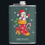 Christmas Snowman Candy Cane Flachmann<br><div class="desc">Dieser niedliche Schneemann mit gemütlicher Zeit in einem Strumpf ist ideal für den kalten Wintertag oder die kalte Nacht. Sie können den Namen anpassen,  indem Sie auf den "Personalisieren"-Button klicken,  um ihn zu Ihrem eigenen Namen zu machen</div>