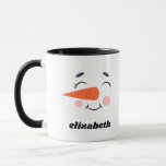 Christmas Snowman Personalisiert Tasse<br><div class="desc">Diese individuelle Schneemann-Tasse ist das perfekte personalisierte Weihnachtsgeschenk. Es zeigt ein niedliches Schneemanagement mit Ihrem Namen. Diese Tasse ist perfekt für Ihre Kinder,  Enkel oder Freunde. Geben Sie als geheimer Weihnachtsmann oder als Geschenk im Büro.</div>