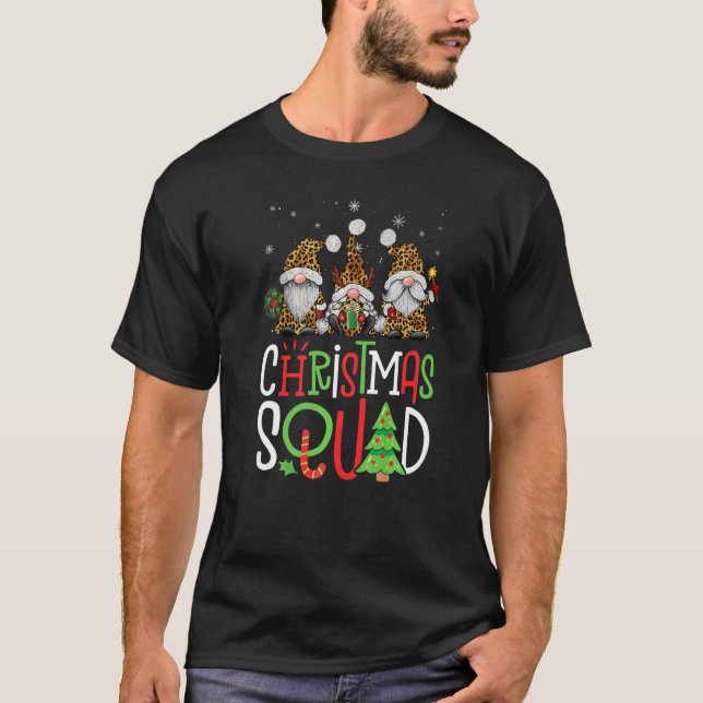 Christmas Squad Gnomes Buffalo Plaid Red Family Ma T-Shirt (Vorderseite)