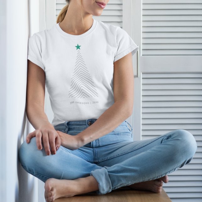 Christmas Tree Green Star Scandi T-Shirt (Von Creator hochgeladen)