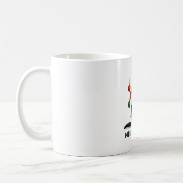 Christmas Tuxedo Cat with Holiday Decorations Merr Kaffeetasse (Links)