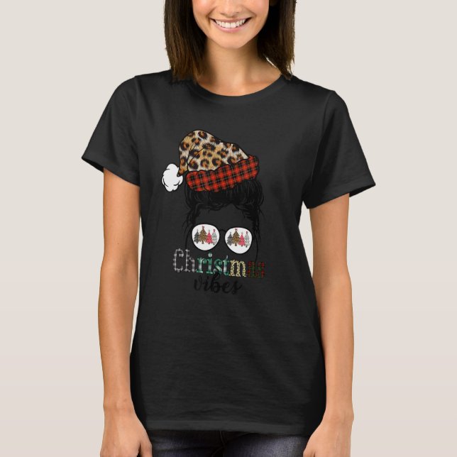 Christmas Vibes Messy Bun Plaid Leopard Xmas Tree  T-Shirt (Vorderseite)