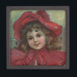 Christmas Viktorianisch Child Red Hat Girl Portrai Kiste<br><div class="desc">Das Weihnachtskind - Dieses kleine Viktorianische Kind hat einen kleinen roten Hut und einen roten Mantel,  genau wie Little Red Riding Hood,  um ihr warm für die Weihnachtszeit behalten. Das wunderschöne Kind ist wertvoll - nur das perfekte kleine Mädchen,  das dich anlächelt,  und großartig für ein saisonales Geschenk.</div>