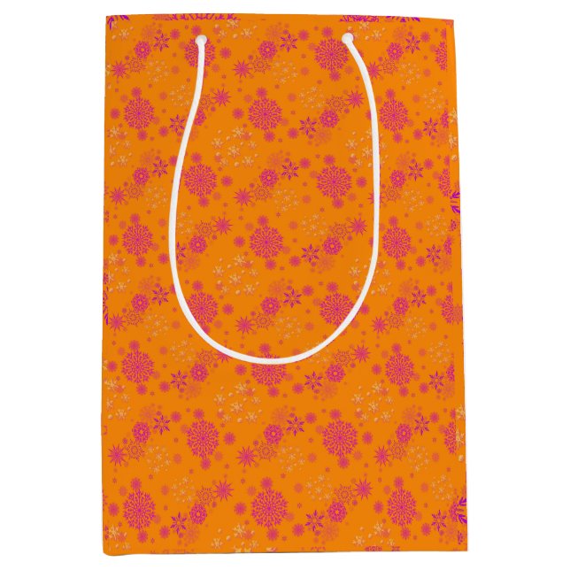 Christmas Winter Hanukkah Snowflake design  Mittlere Geschenktüte (Vorderseite)