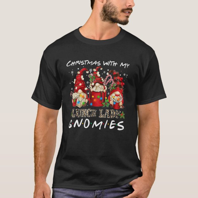 Christmas With My Lunch Lady Gnomies Plaid Red Gno T-Shirt (Vorderseite)