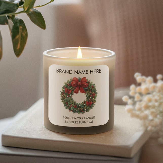 Christmas Wreath Red Bow | Modern Candle Labels Quadratischer Aufkleber (Von Creator hochgeladen)