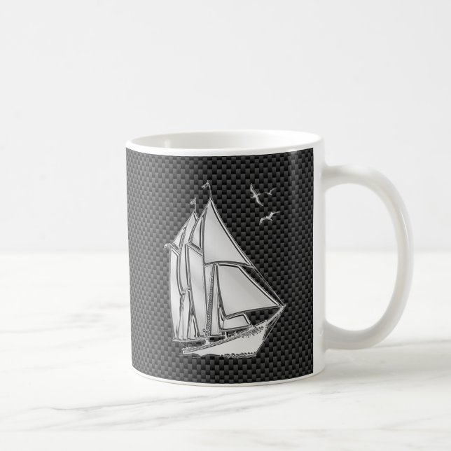 Chrom wie Regatta Sailboat auf Carbon Fibre Dekora Kaffeetasse (Rechts)