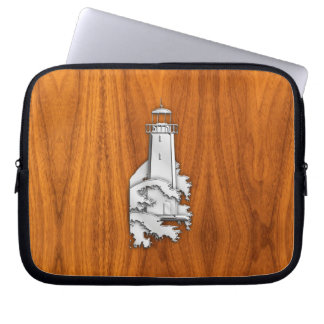 Chromähnlicher Leuchtturm auf Teakholz Laptopschutzhülle
