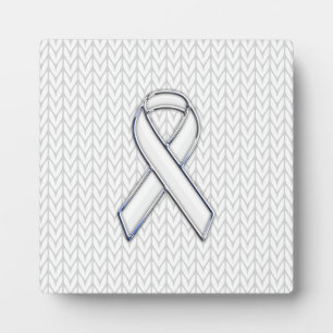 Chrome auf dem "White Strick Ribbon Awareness Prin Fotoplatte