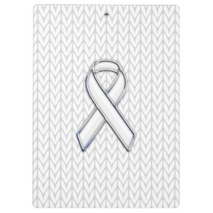 Chrome auf dem "White Strick Ribbon Awareness Prin Klemmbrett