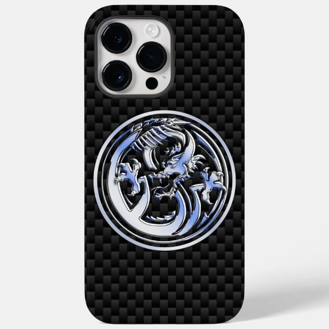 Chrome Dragon Wappen auf Kohlenstofffaser Case-Mate iPhone Hülle (Rückseite)
