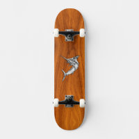Chrome Marlin auf Teak Wood