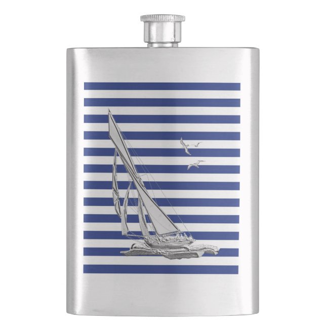 Chrome Segelboot auf Navy Stripes Print Flachmann (Vorderseite)
