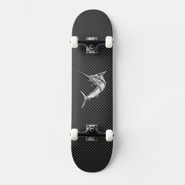Chrome Style Marlin auf Carbon Fibre Skateboard (Vorderseite)