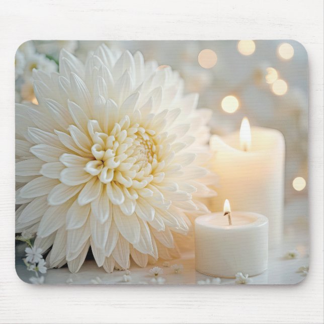 Chrysanthemum Blume und Kerzen Mousepad (Vorne)