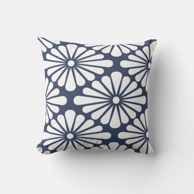 Chrysanthemum [indigo] - Japanese Pattern Kissen (Vorderseite)