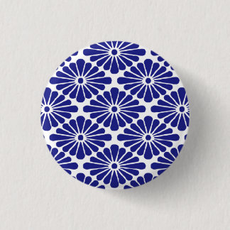 chrysanthemum petals badge button