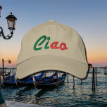 Ciao - Begrüßung auf Italienisch Bestickte Baseballkappe<br><div class="desc">Ciao - Begrüßung auf Italienisch in grün ,  weiß rot bestickte Baseballkappe für eine italienische Wiedersehen ,  Party zum Erbe oder für den Welthalltag - 21. November .</div>