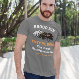 Cicada Emergence Sie sind wieder vollständig anpas T-Shirt