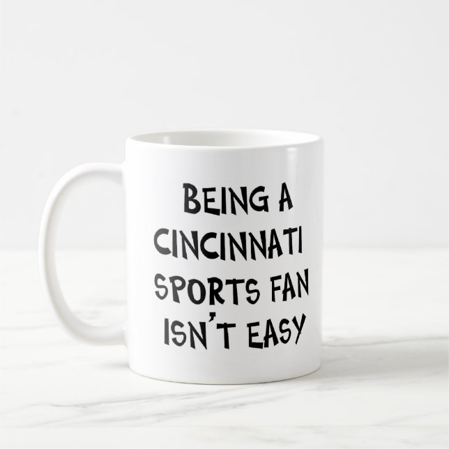 Cincinnati-Sportfan zu sein Kaffeetasse (Links)