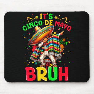 Cinco de Mayo Alter Junge mit Dabbing-Geste mexika Mousepad