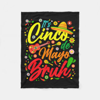 Cinco de Mayo Alter Typ aus Mexiko mit Poncho mach Fleecedecke