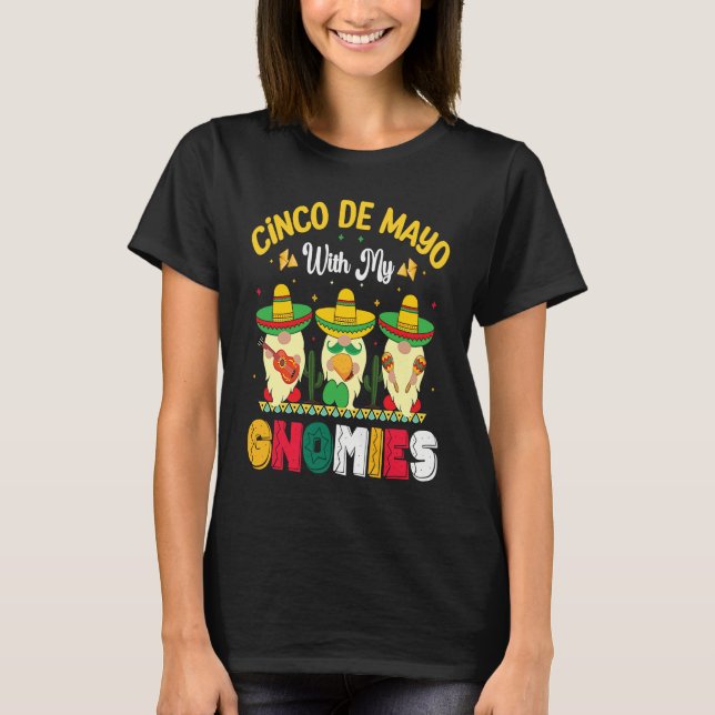 Cinco De Mayo, Buritos , Mexico Tacos and Avocado  T-Shirt (Vorderseite)