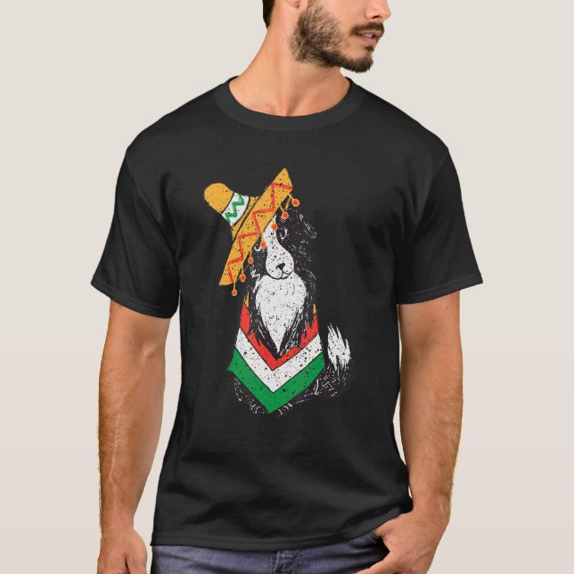 Cinco de Mayo Dog mit Sombrero T-Shirt (Vorderseite)
