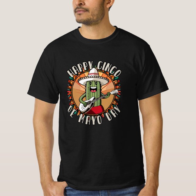Cinco De Mayo Funny Mexican Cactus Playing Guitar T-Shirt (Vorderseite)