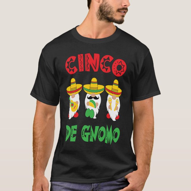 Cinco De Mayo Gnomo 3 Fiesta Gnomes Eat Tacos Tres T-Shirt (Vorderseite)