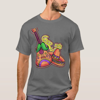 Cinco de Mayo, Sombrero und Guitar Cinco de Mayo T-Shirt