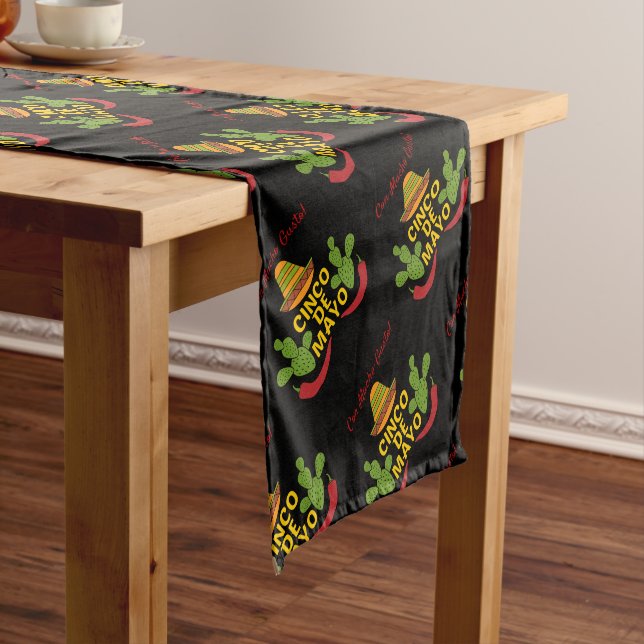 Cinco De Mayo Thunder_Cove Kurzer Tischläufer (Beispiel)