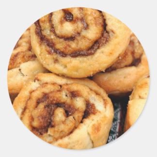 Cinnamon Rolls Runder Aufkleber