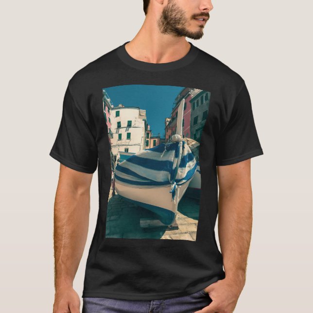 Cinque Terre Das Boot T-Shirt (Vorderseite)