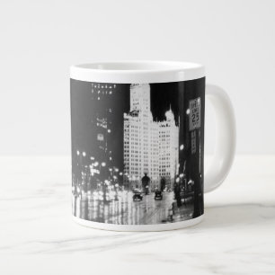 circa 1954: Eine Ansicht unten Michigan-Allee Jumbo-Tasse