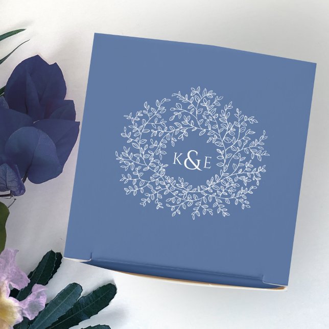 Circle white art leaves wedding classic blue  geschenkschachtel (Von Creator hochgeladen)