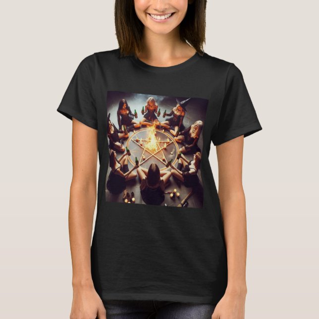Círculo de Brujas: Ritual del Pentáculo en Llamas T-Shirt (Vorderseite)