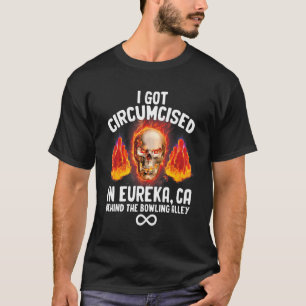 Circumcised Bowling Odly Specific Spaß Weiß T-Shirt