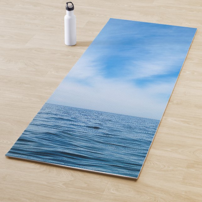 Cirrus Clouds over Lake Michigan Yogamatte (Beispiel)