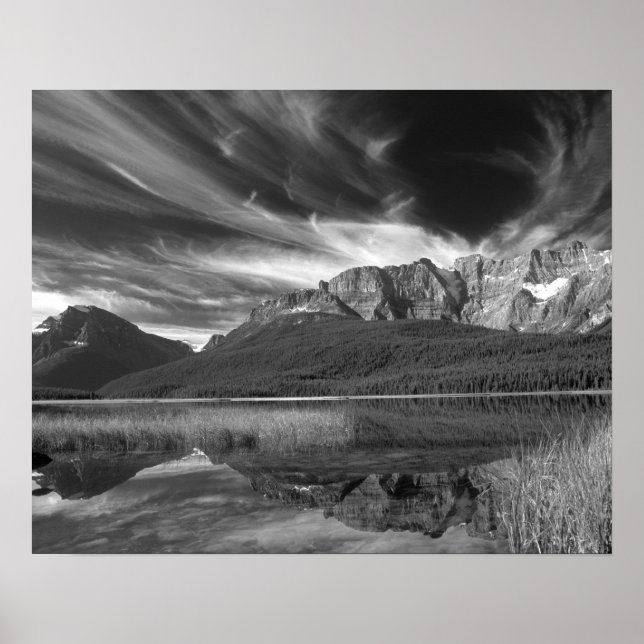 Cirrus Wolken über dem Wasservogelsee, Banff Poster (Vorne)