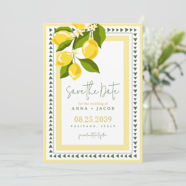 Citrusgelbe italienische Hochzeit mit Zitrone Save The Date (Stehend Vorderseite)