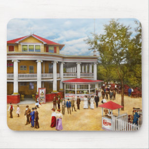 City - OH - The Chester Park Club House 1909 Mousepad