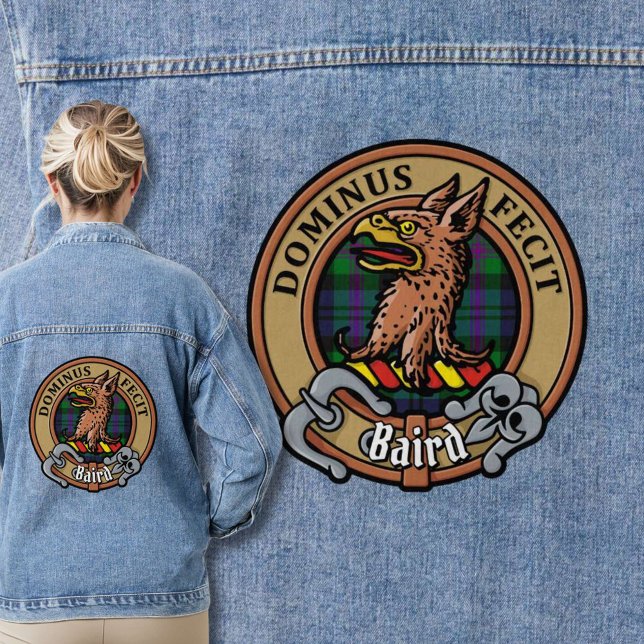 Clan Baird Wappen über Tartan Jeansjacke (Von Creator hochgeladen)