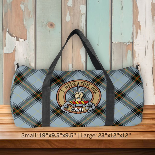 Clan Bell Wappen über Tartan Duffle Bag (Von Creator hochgeladen)