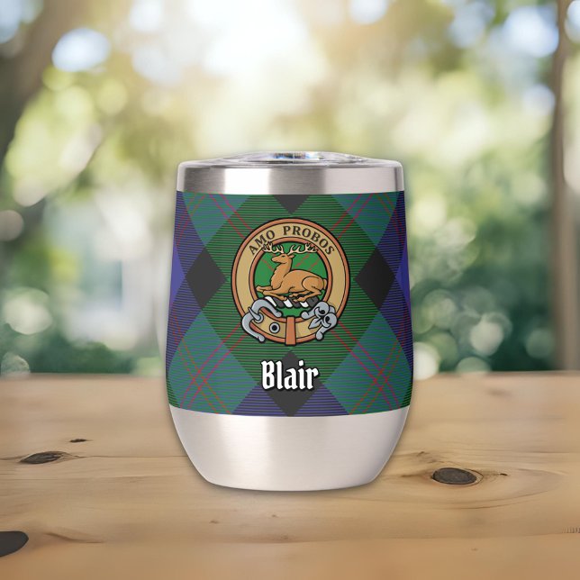 Clan Blair Wappen über Tartan (Von Creator hochgeladen)