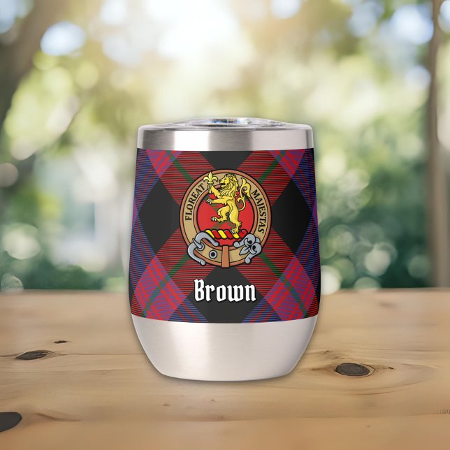Clan Brown Wappen über Tartan (Von Creator hochgeladen)