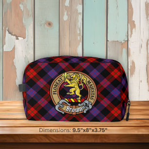 Clan Brown-Wappen über Tartan Waschbeutel