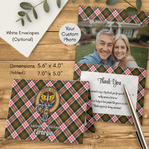 Clan Carnegie-Wappen über Kleidertartan Einladung